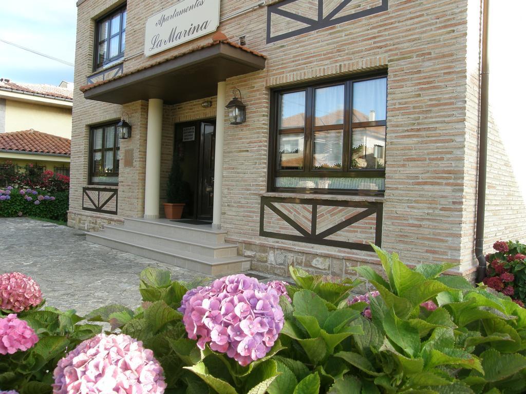 Apartamentos La Marina 리바데세야 외부 사진