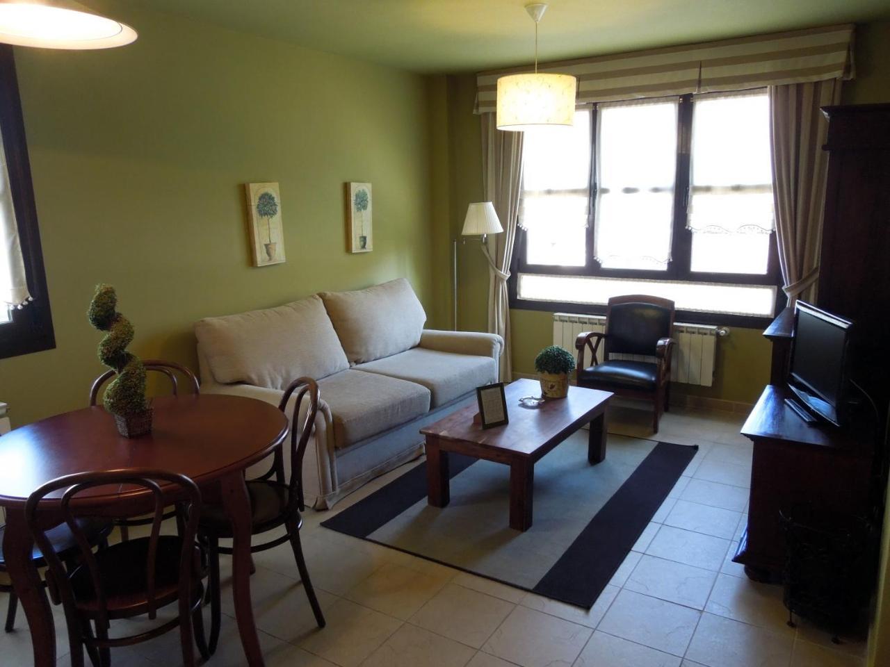 Apartamentos La Marina 리바데세야 외부 사진